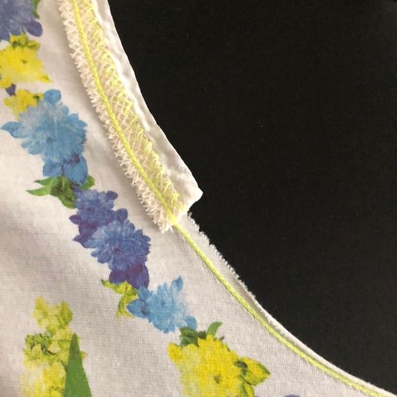 Roberto Cavalli Women’s Tee - Picture 4 of 11